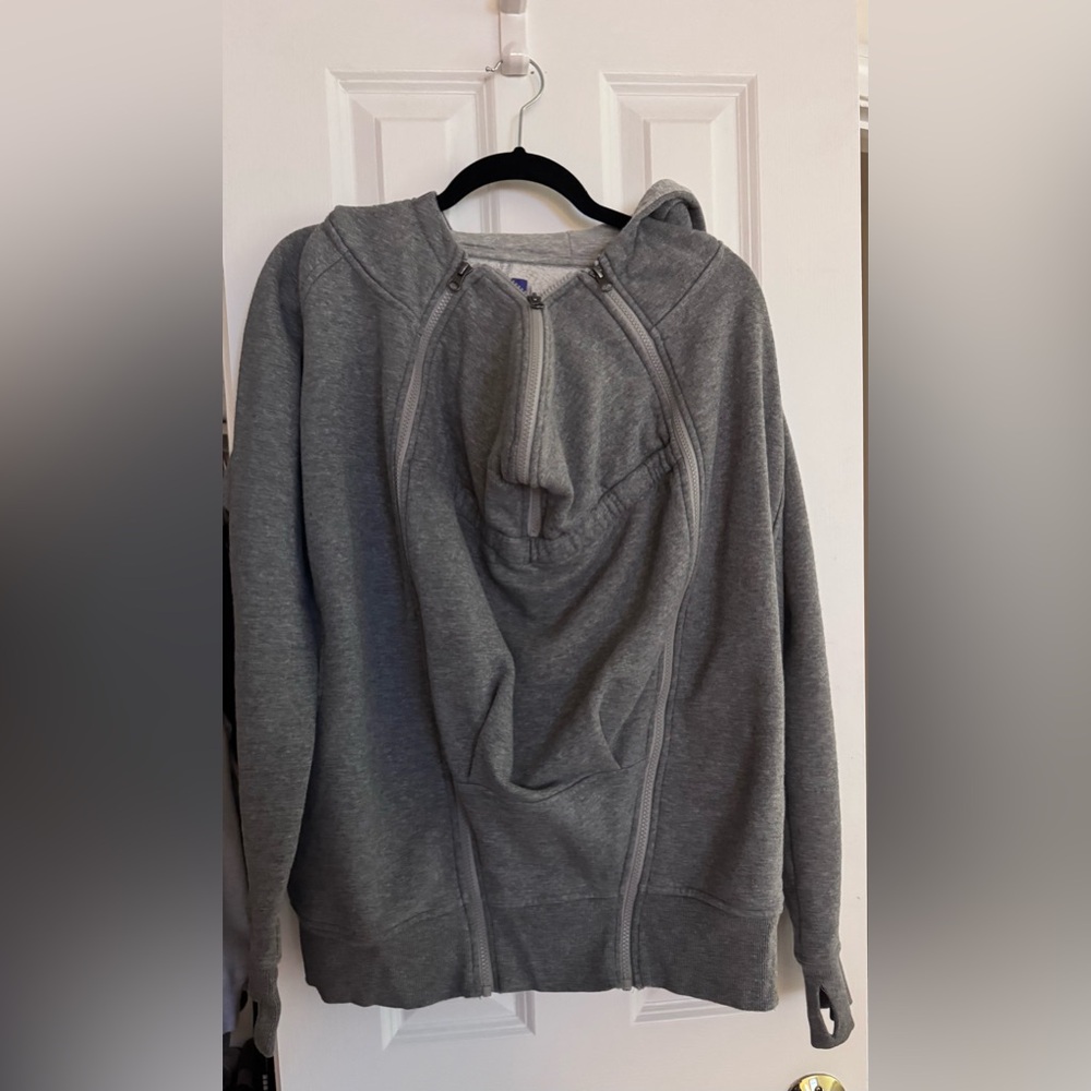 Maternity hoodie